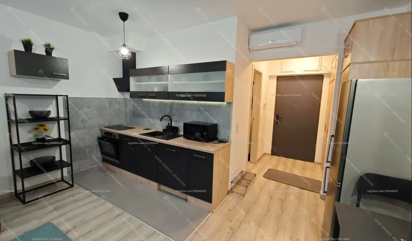 Kiadó albérlet 239000 Ft/hó áron: Budapest, VIII. kerület  Corvin sétány. Mérete: 33 nm, 1 szobás | Alberlet.hu - 6647881