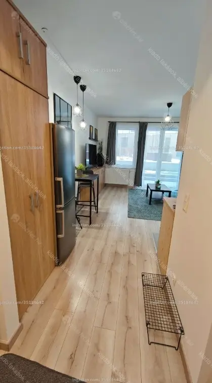 Kiadó albérlet 239000 Ft/hó áron: Budapest, VIII. kerület  Corvin sétány. Mérete: 33 nm, 1 szobás | Alberlet.hu - 6647883