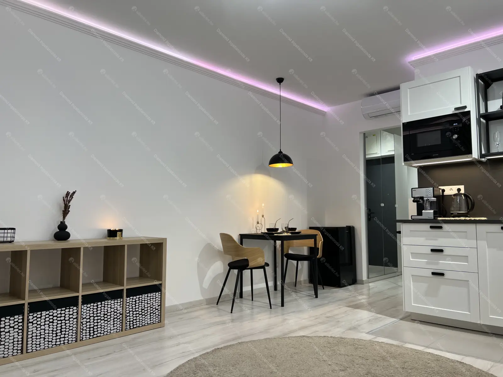 Kiadó albérlet 270000 Ft/hó áron: Budapest, VIII. kerület  Corvin sétány. Mérete: 35 nm, 1 szobás | Alberlet.hu - 6703336