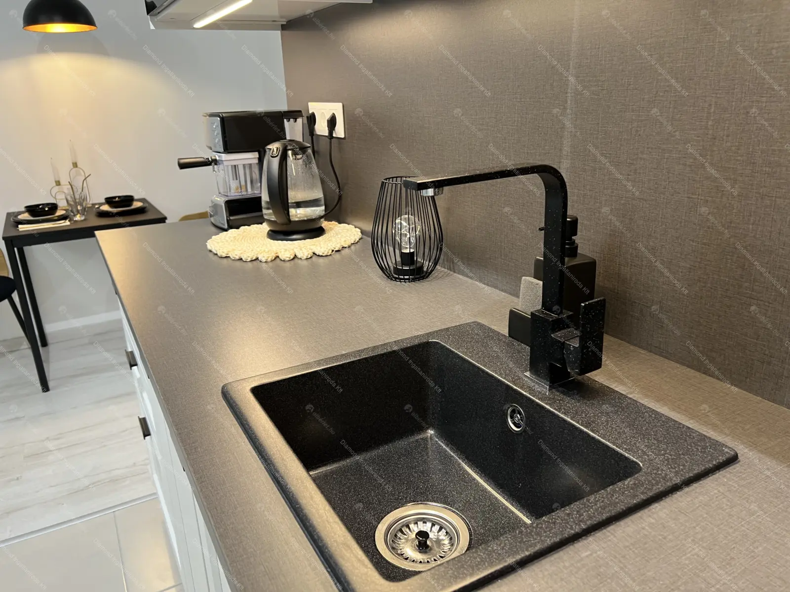 Kiadó albérlet 270000 Ft/hó áron: Budapest, VIII. kerület  Corvin sétány. Mérete: 35 nm, 1 szobás | Alberlet.hu - 6703343