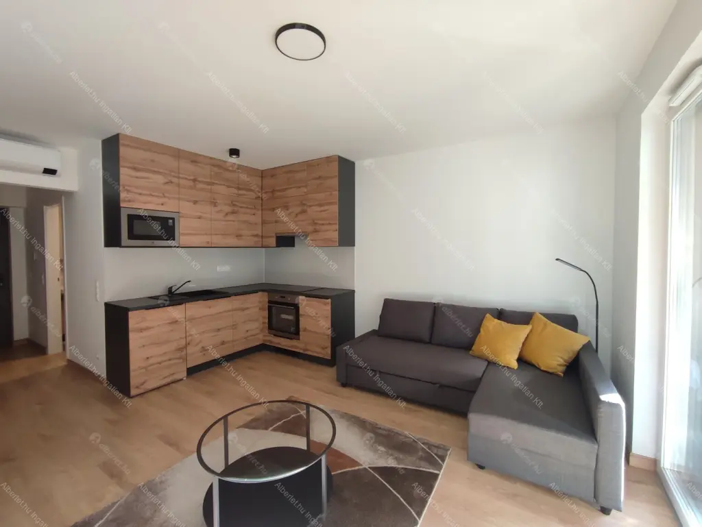 Kiadó albérlet 220000 Ft/hó áron: Budapest, VIII. kerület  Corvin sétány. Mérete: 36 nm, 1 szobás | Alberlet.hu - 6676178