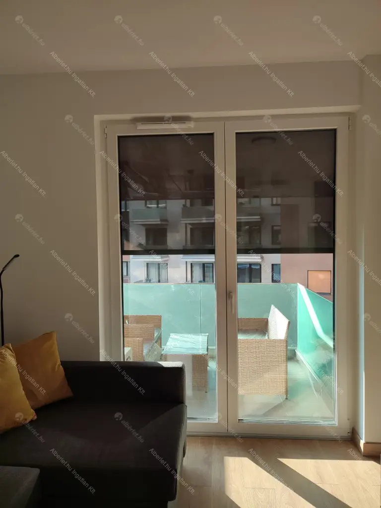 Kiadó albérlet 220000 Ft/hó áron: Budapest, VIII. kerület  Corvin sétány. Mérete: 36 nm, 1 szobás | Alberlet.hu - 6676189