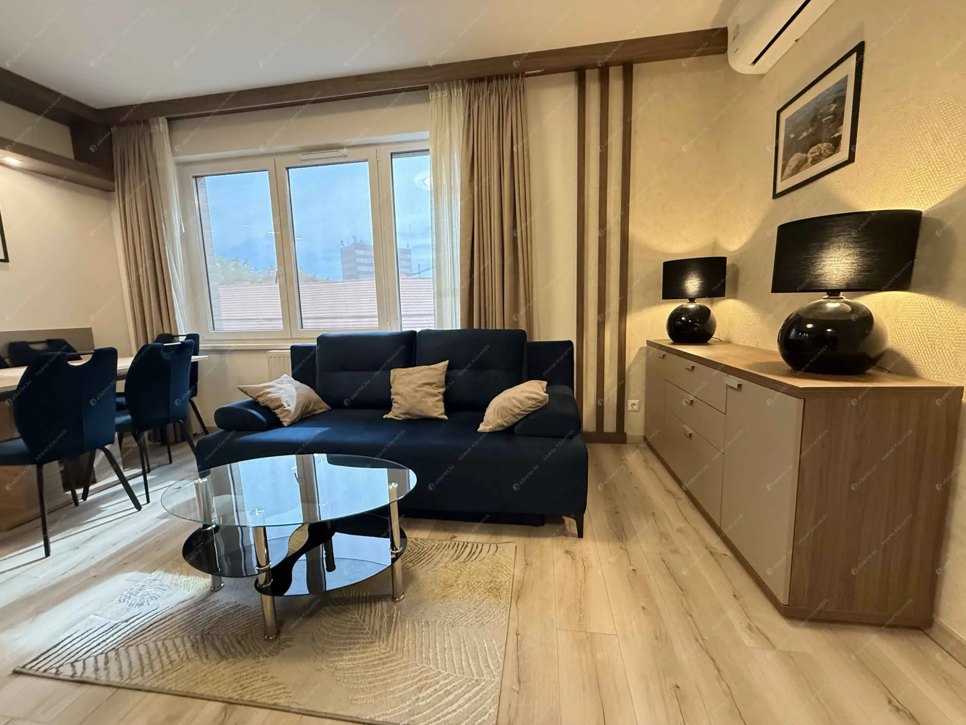 Kiadó albérlet 300000 Ft/hó áron: Budapest, VIII. kerület  Corvin sétány. Mérete: 38 nm, 1 szobás | Alberlet.hu - 6545196