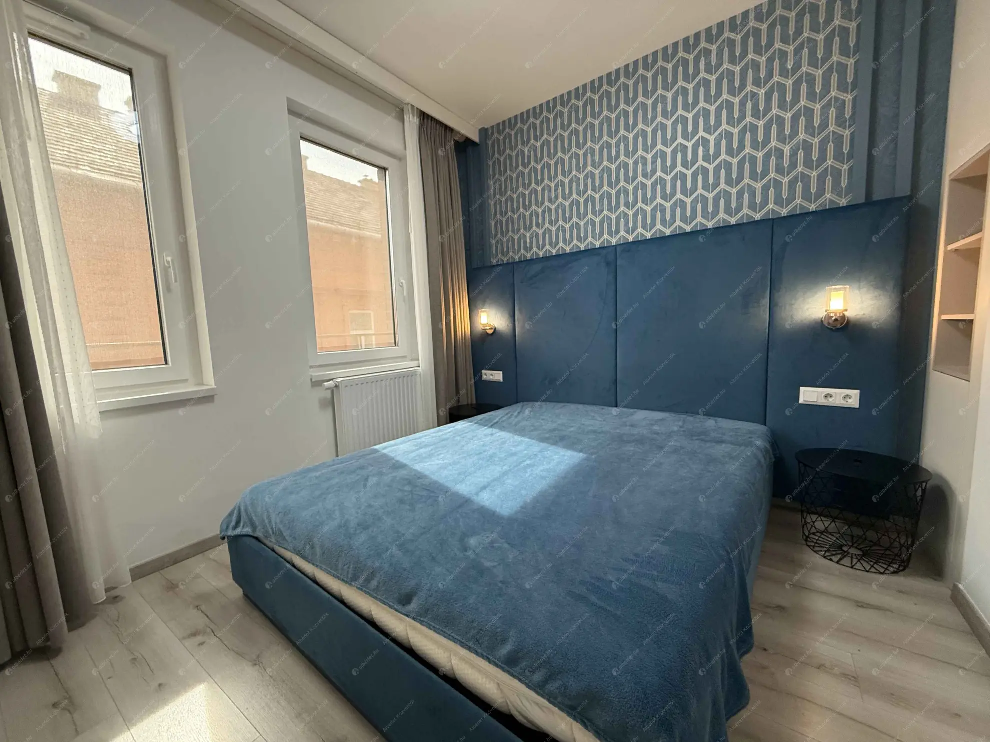 Kiadó albérlet 300000 Ft/hó áron: Budapest, VIII. kerület  Corvin sétány. Mérete: 38 nm, 1 szobás | Alberlet.hu - 6545205