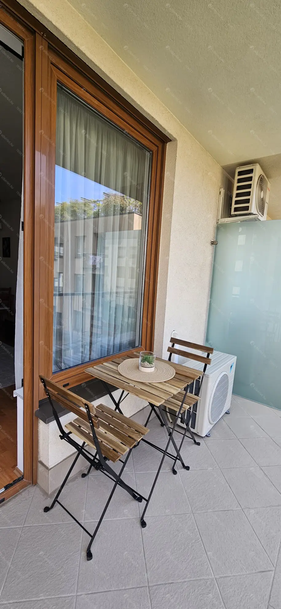 Kiadó albérlet 267000 Ft/hó áron: Budapest, VIII. kerület  Corvin sétány. Mérete: 39 nm, 2 szobás | Alberlet.hu - 6562702