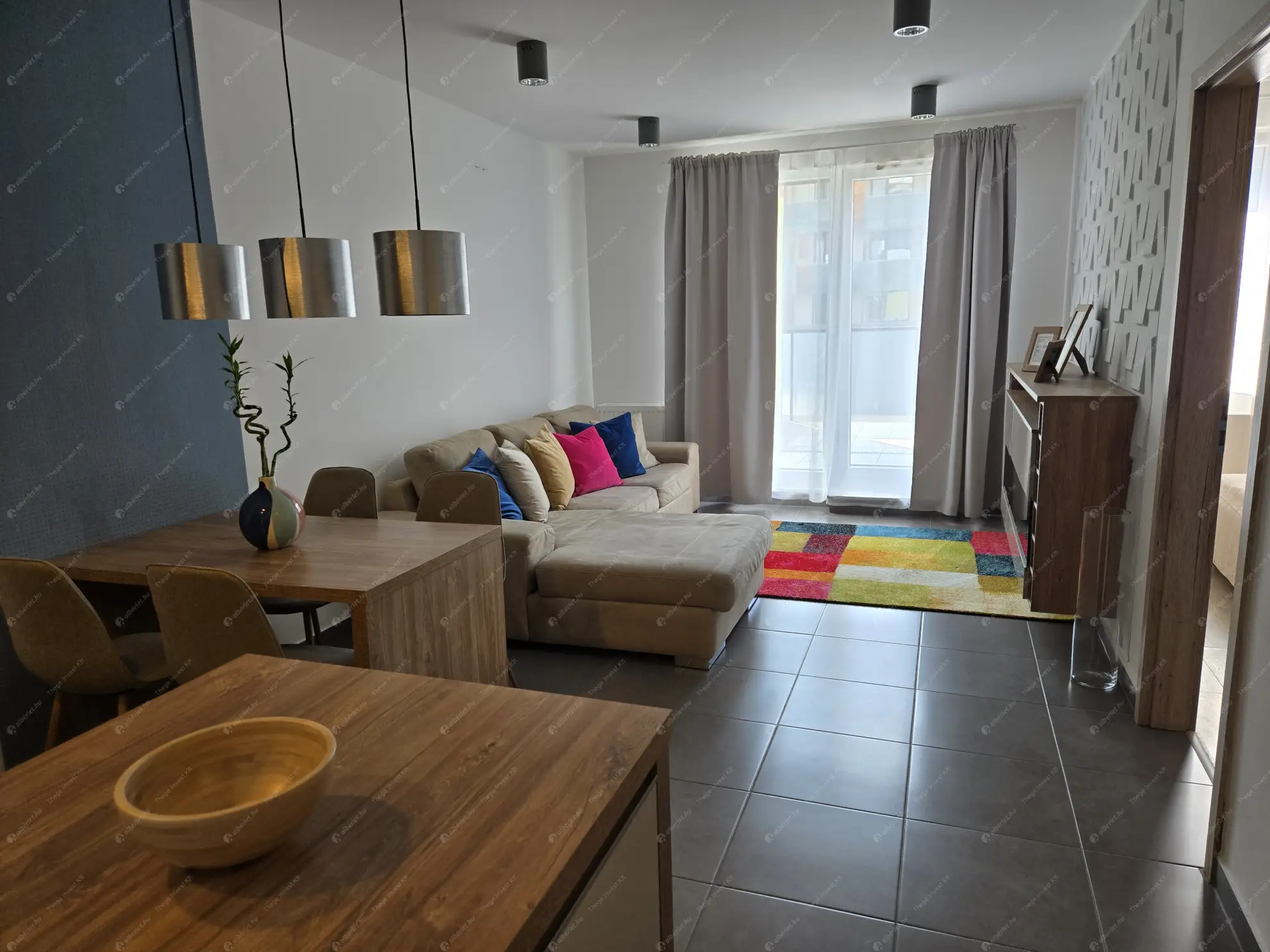 Kiadó albérlet 360000 Ft/hó áron: Budapest, VIII. kerület  Corvin sétány. Mérete: 44 nm, 2 szobás | Alberlet.hu - 6562933