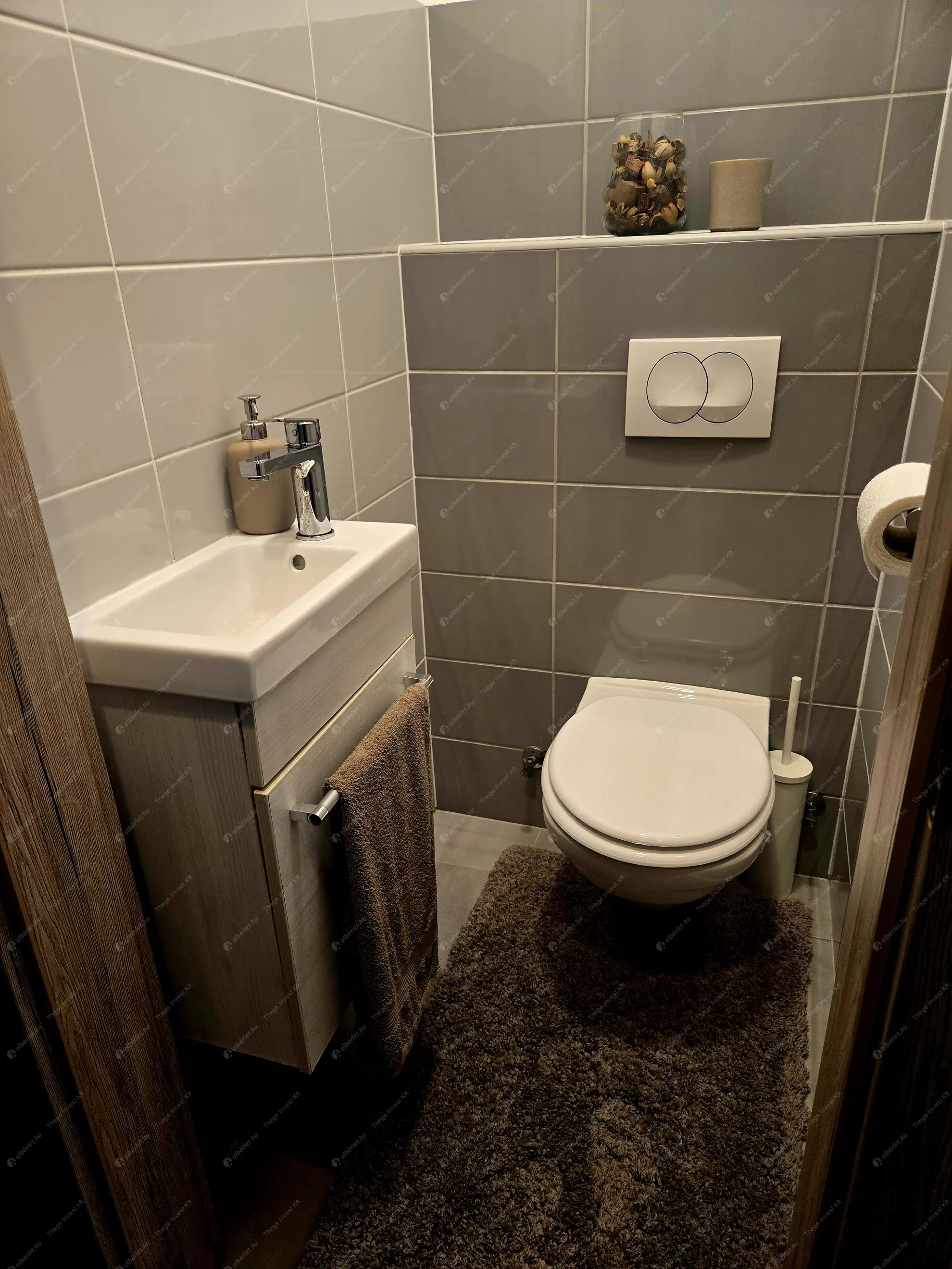 Kiadó albérlet 360000 Ft/hó áron: Budapest, VIII. kerület  Corvin sétány. Mérete: 44 nm, 2 szobás | Alberlet.hu - 6562934