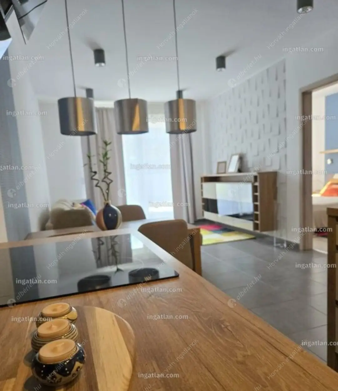 Kiadó albérlet 340000 Ft/hó áron: Budapest, VIII. kerület  Corvin sétány. Mérete: 44 nm, 2 szobás | Alberlet.hu - 6609226