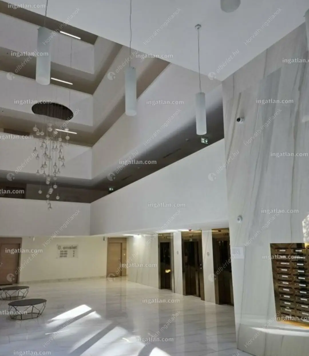 Kiadó albérlet 340000 Ft/hó áron: Budapest, VIII. kerület  Corvin sétány. Mérete: 44 nm, 2 szobás | Alberlet.hu - 6609231