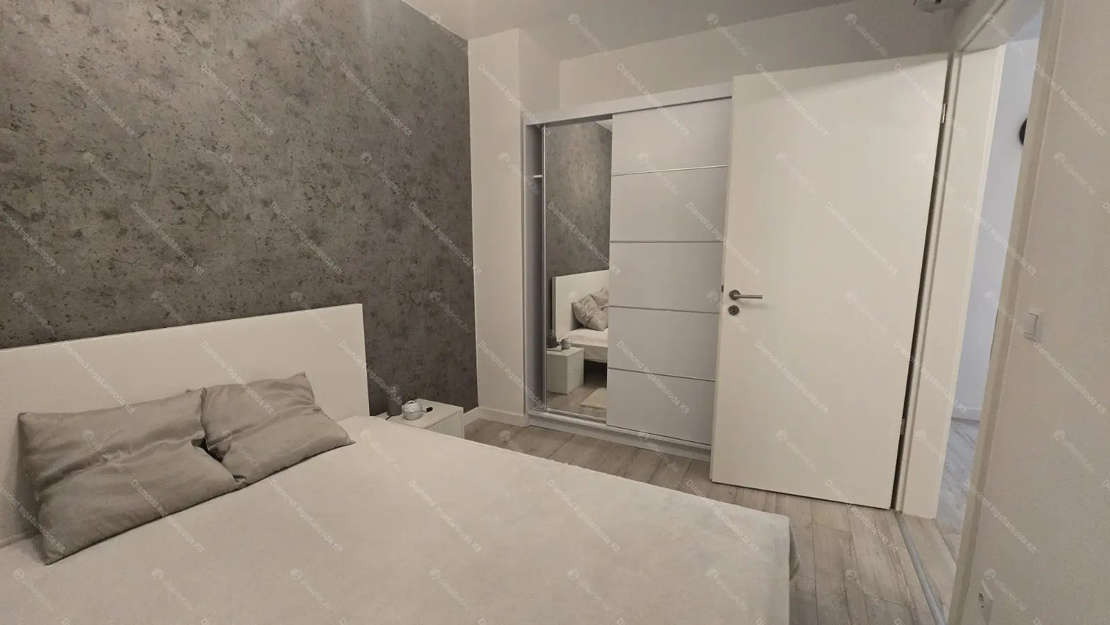 Kiadó albérlet 330000 Ft/hó áron: Budapest, VIII. kerület  Corvin sétány. Mérete: 46 nm, 2 szobás | Alberlet.hu - 6681533