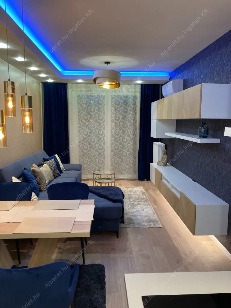 Kiadó albérlet 340000 Ft/hó áron: Budapest, VIII. kerület  Corvin sétány. Mérete: 48 nm, 2 szobás | Alberlet.hu - 6581251