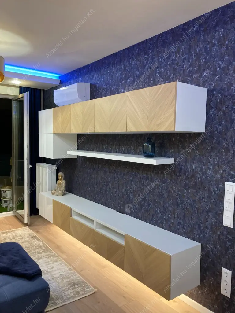 Kiadó albérlet 340000 Ft/hó áron: Budapest, VIII. kerület  Corvin sétány. Mérete: 48 nm, 2 szobás | Alberlet.hu - 6581256