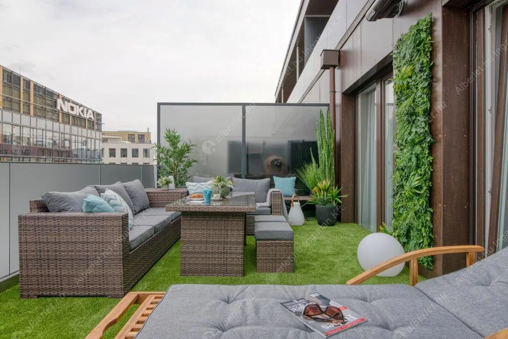 Kiadó albérlet 415000 Ft/hó áron: Budapest, VIII. kerület  Corvin sétány. Mérete: 48 nm, 2 szobás | Alberlet.hu - 6621868