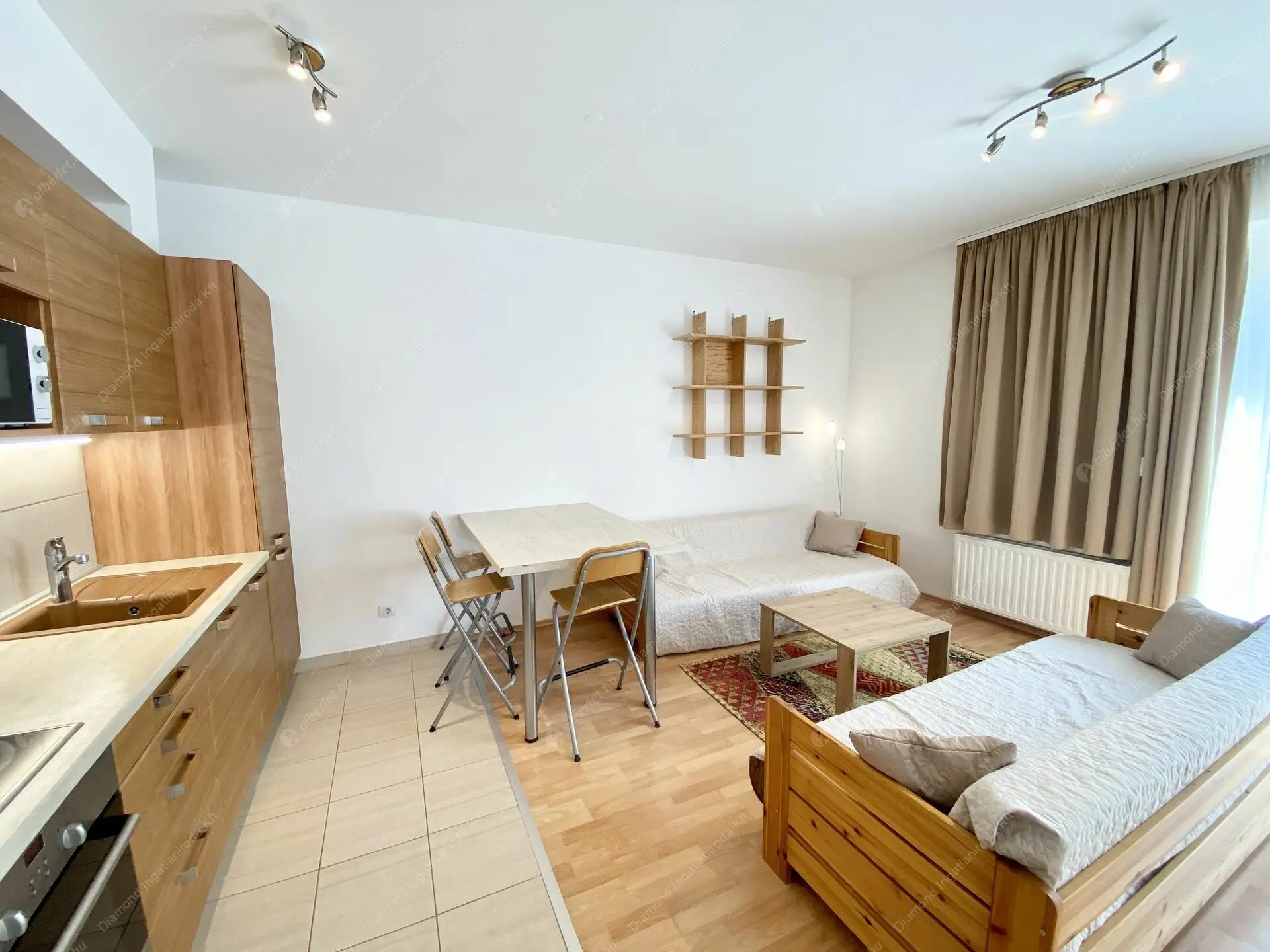 Kiadó albérlet 240000 Ft/hó áron: Budapest, VIII. kerület  Corvin sétány. Mérete: 49 nm, 2 szobás | Alberlet.hu - 6264544