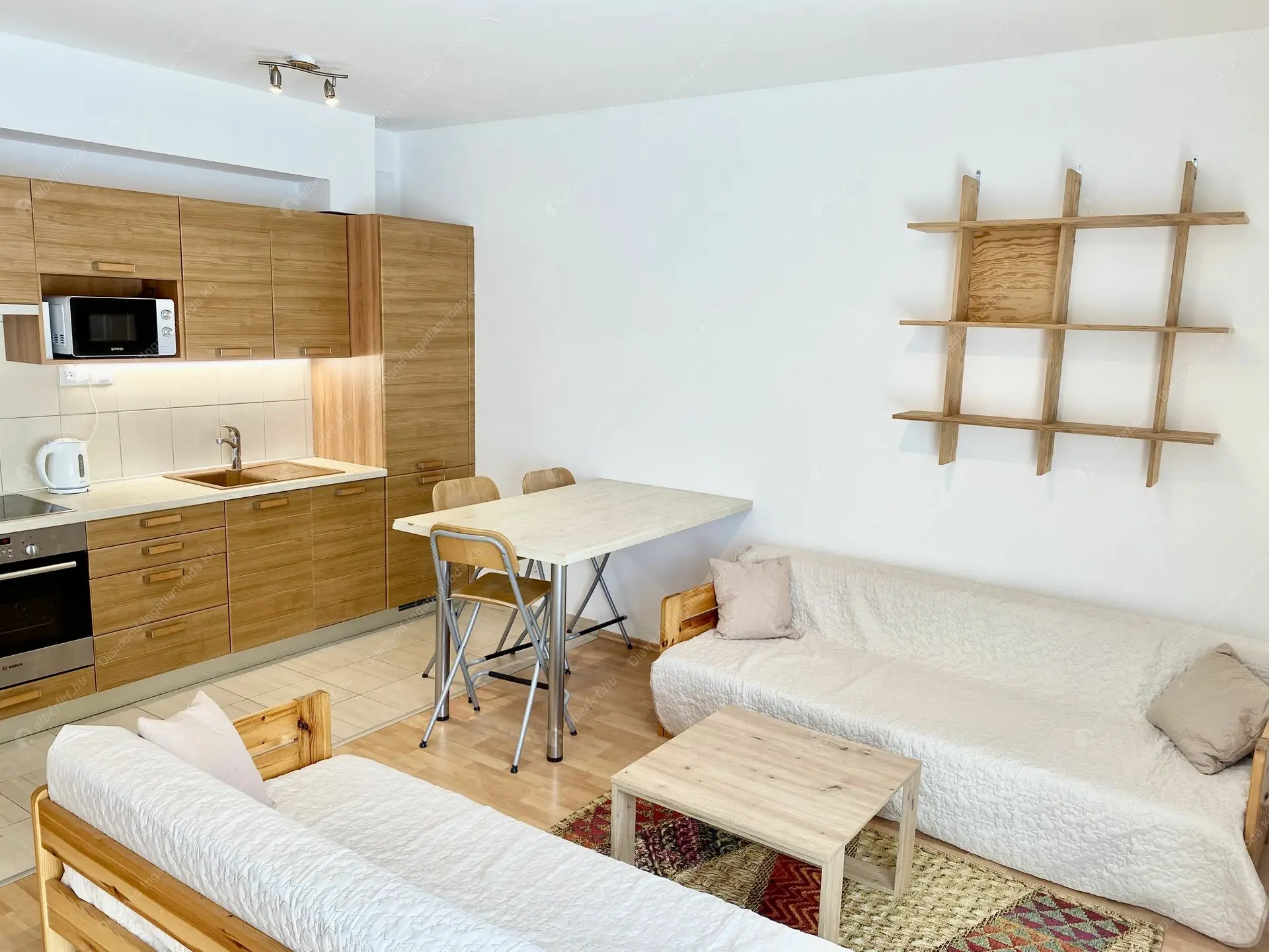 Kiadó albérlet 240000 Ft/hó áron: Budapest, VIII. kerület  Corvin sétány. Mérete: 49 nm, 2 szobás | Alberlet.hu - 6264547