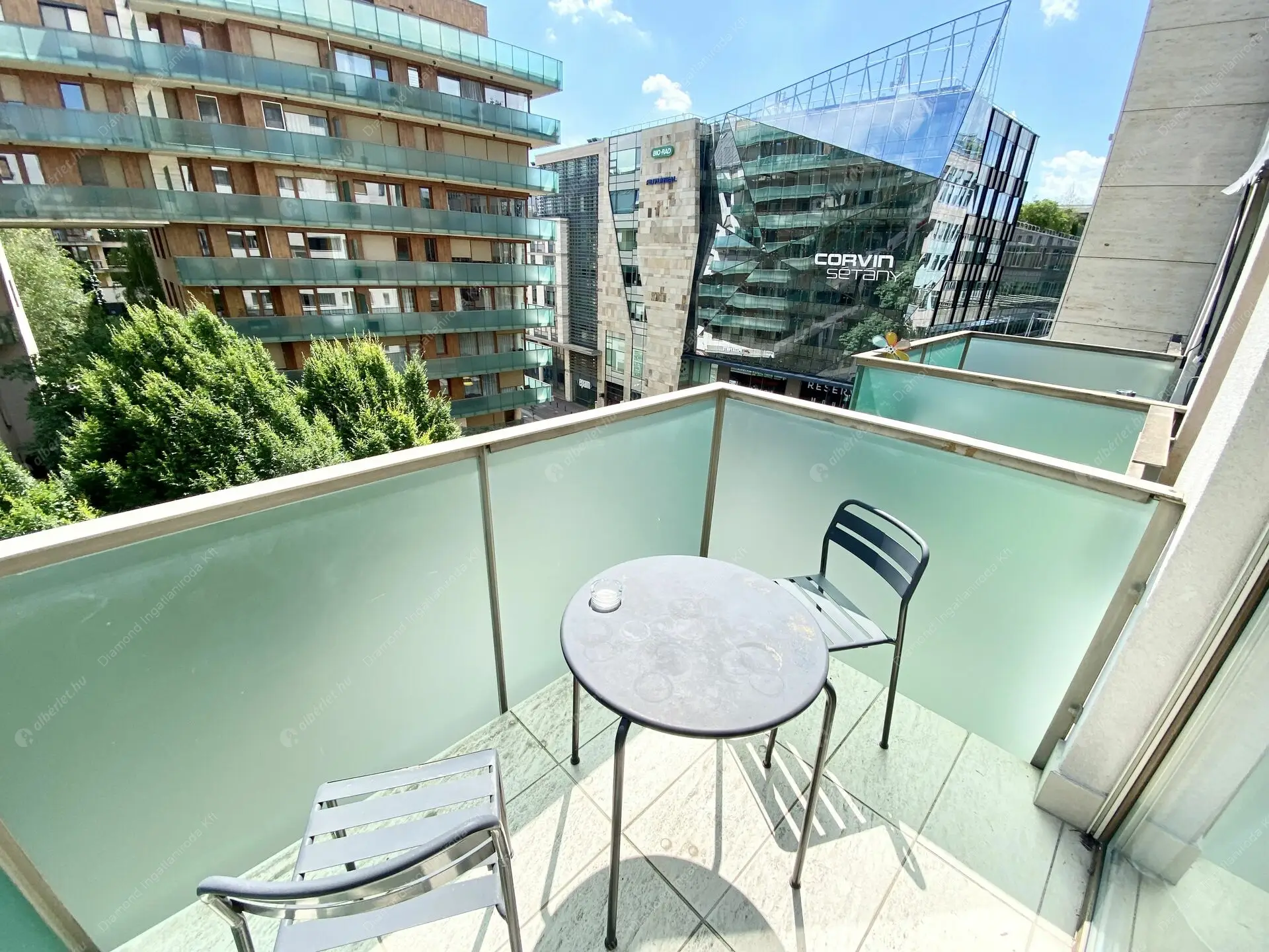 Kiadó albérlet 240000 Ft/hó áron: Budapest, VIII. kerület  Corvin sétány. Mérete: 49 nm, 2 szobás | Alberlet.hu - 6265441