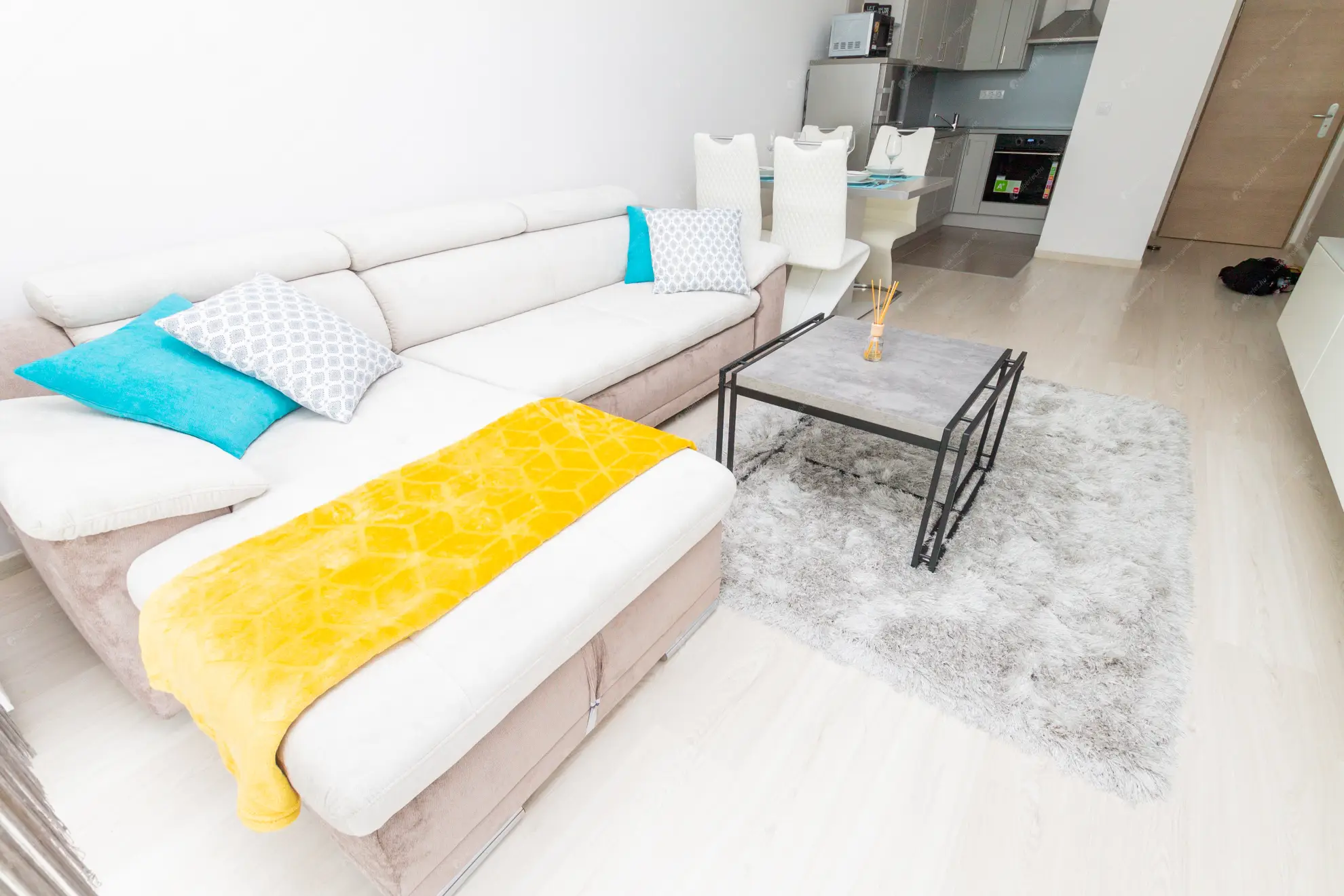 Kiadó albérlet 340000 Ft/hó áron: Budapest, VIII. kerület  Corvin sétány. Mérete: 50 nm, 2 szobás | Alberlet.hu - 6628482