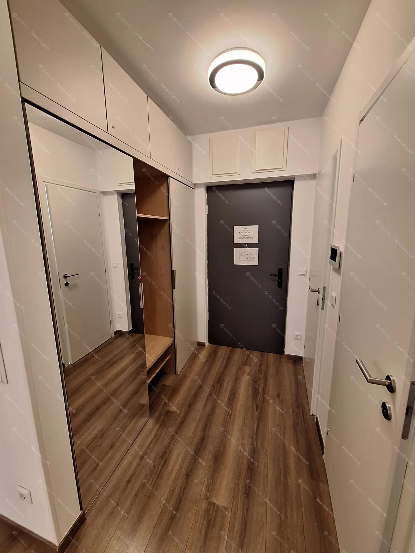 Kiadó albérlet 330000 Ft/hó áron: Budapest, VIII. kerület  Corvin sétány. Mérete: 52 nm, 2 szobás | Alberlet.hu - 6644799