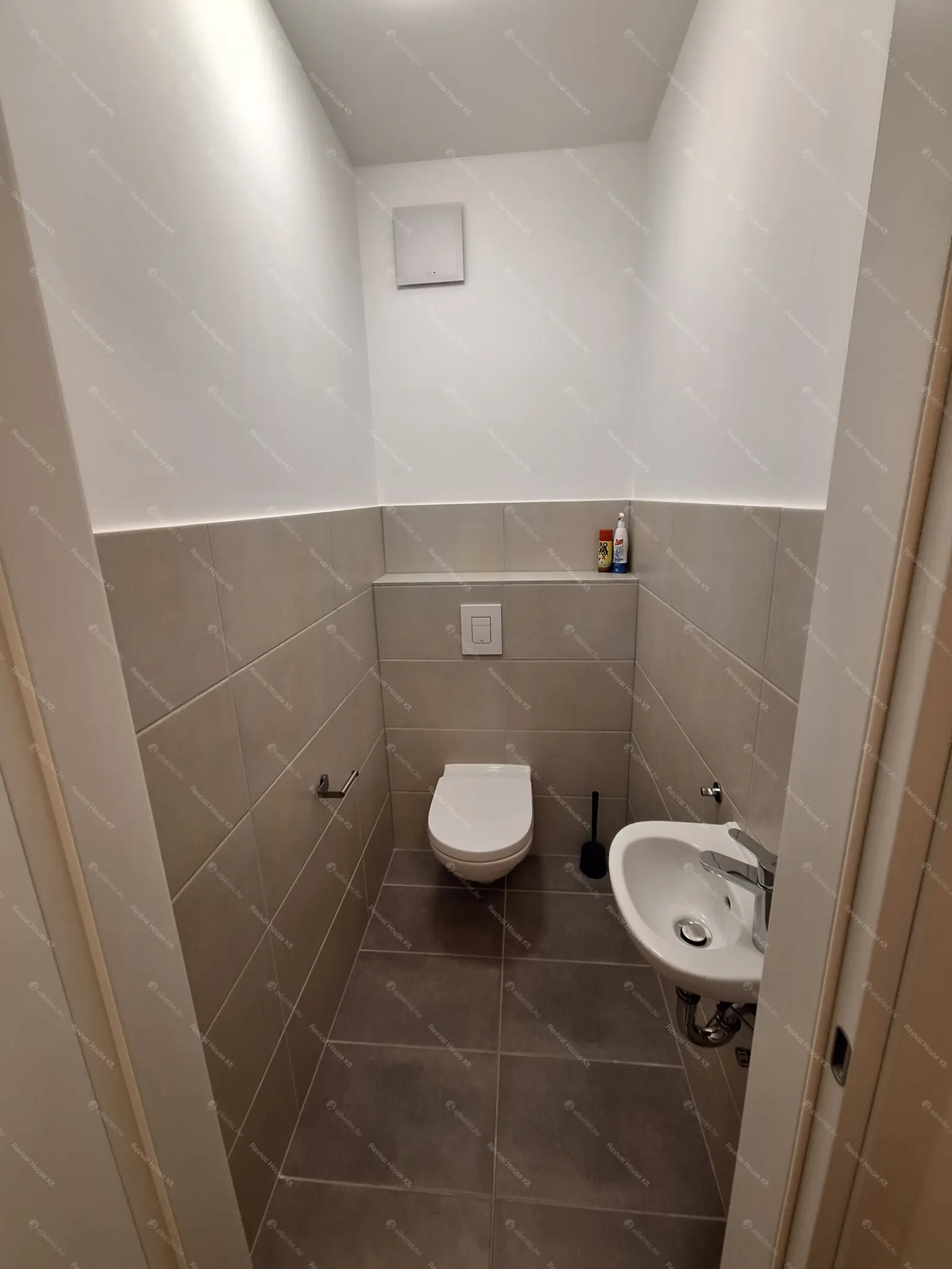 Kiadó albérlet 330000 Ft/hó áron: Budapest, VIII. kerület  Corvin sétány. Mérete: 52 nm, 2 szobás | Alberlet.hu - 6644800