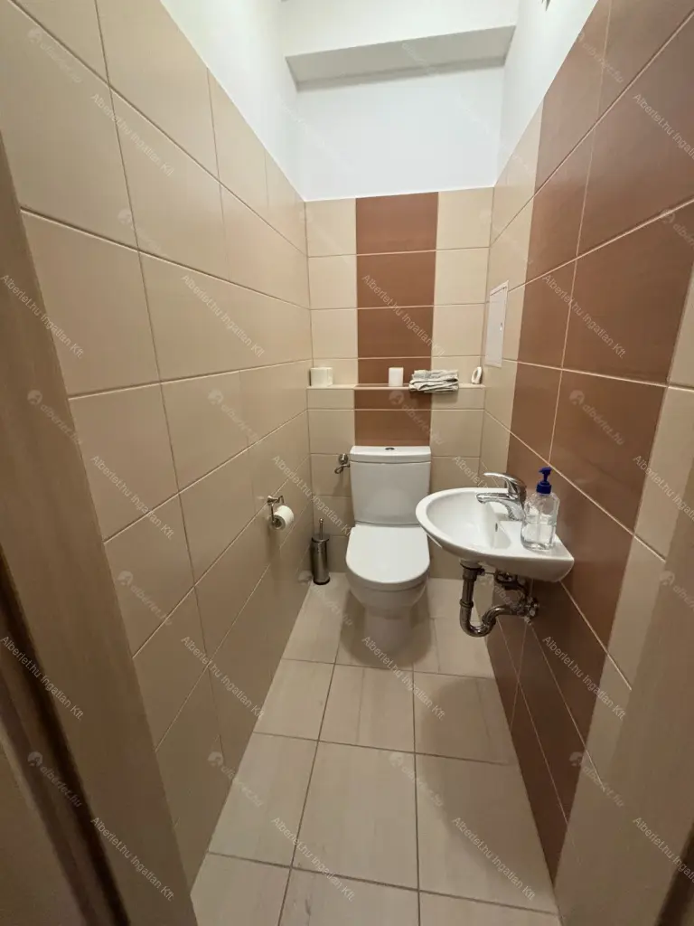 Kiadó albérlet 350000 Ft/hó áron: Budapest, VIII. kerület  Corvin sétány. Mérete: 52 nm, 2 szobás | Alberlet.hu - 6654015