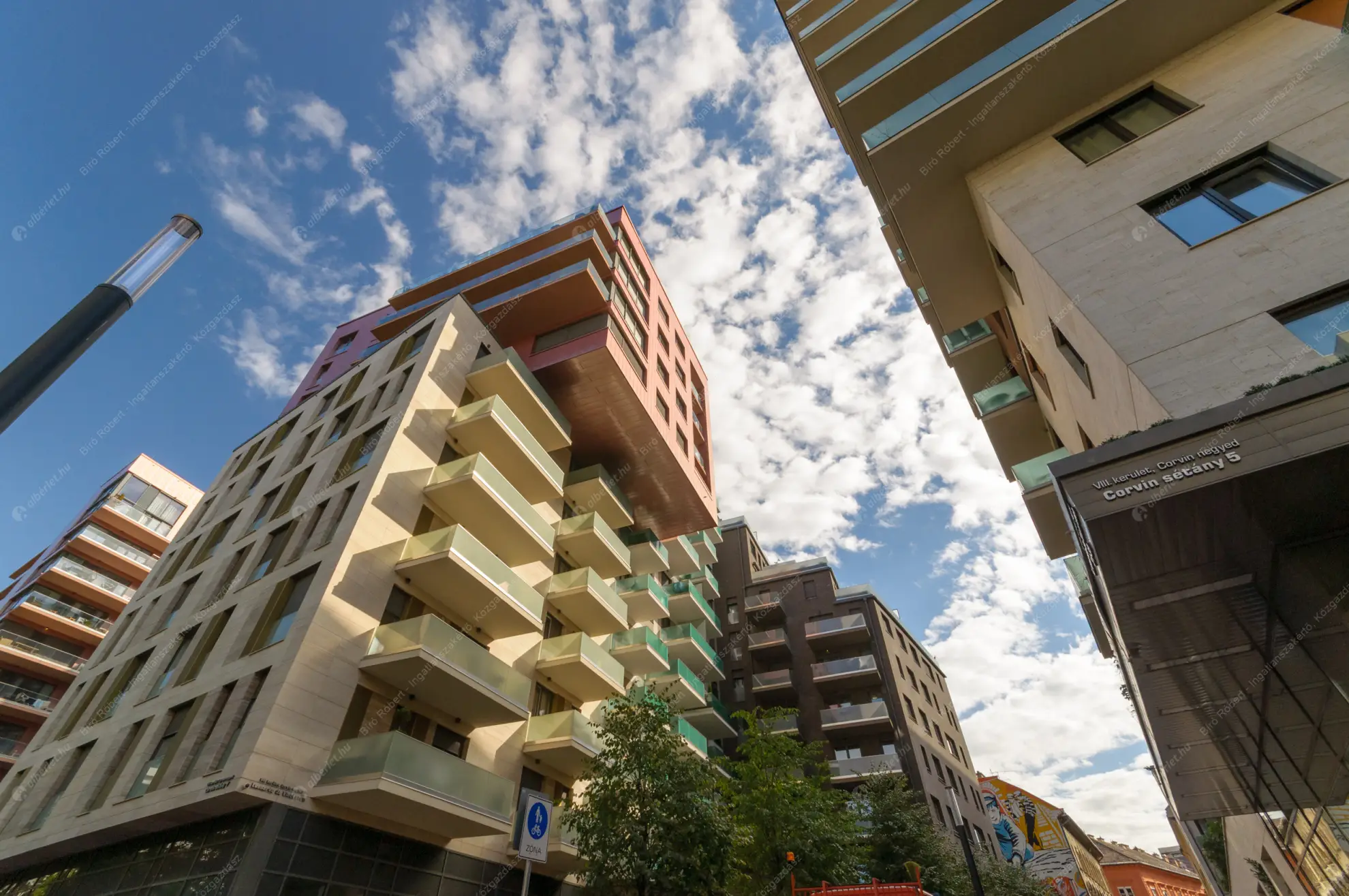 Kiadó albérlet 400000 Ft/hó áron: Budapest, VIII. kerület  Corvin sétány. Mérete: 62 nm, 3 szobás | Alberlet.hu - 6555049