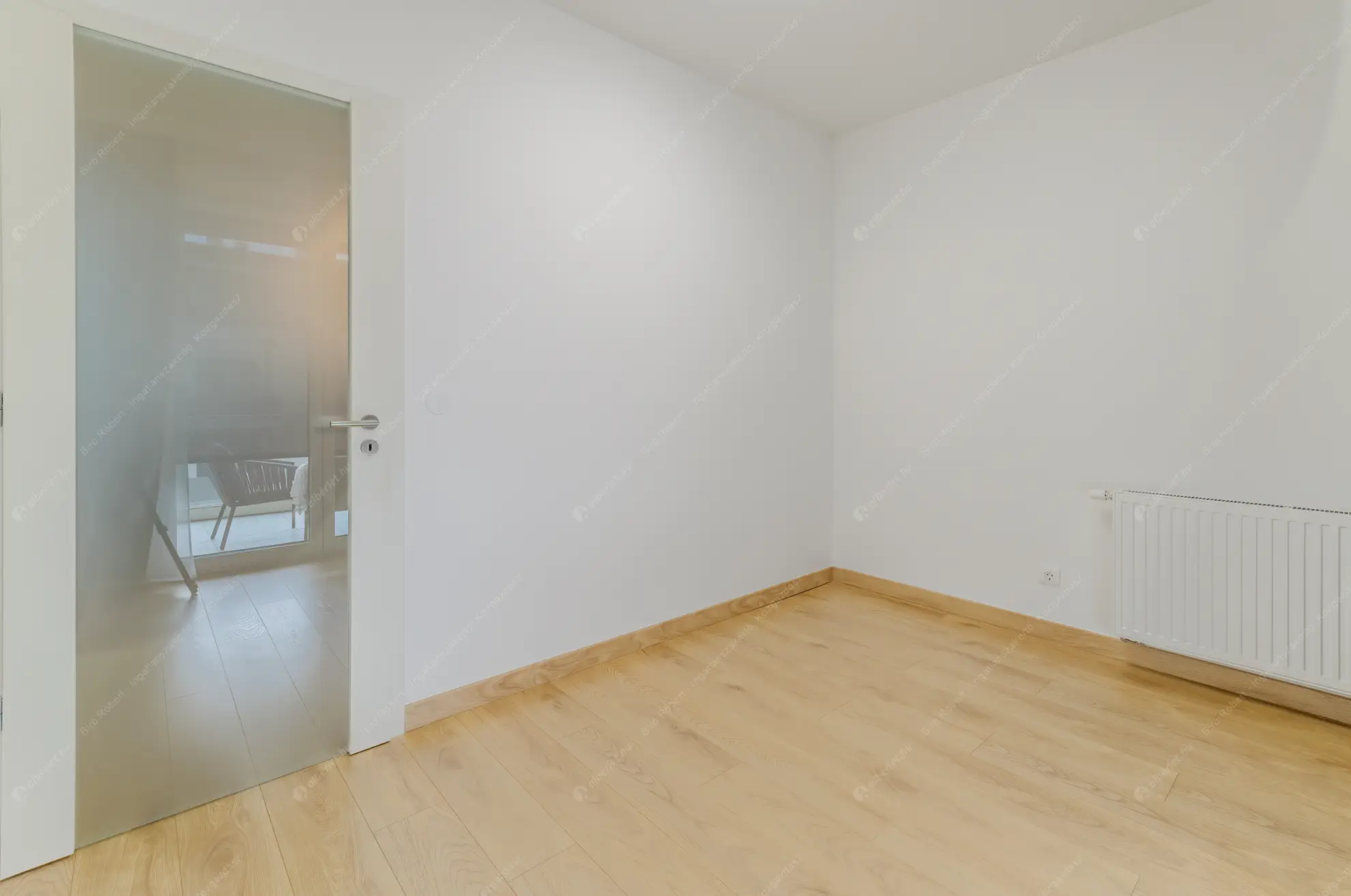 Kiadó albérlet 400000 Ft/hó áron: Budapest, VIII. kerület  Corvin sétány. Mérete: 62 nm, 3 szobás | Alberlet.hu - 6555059