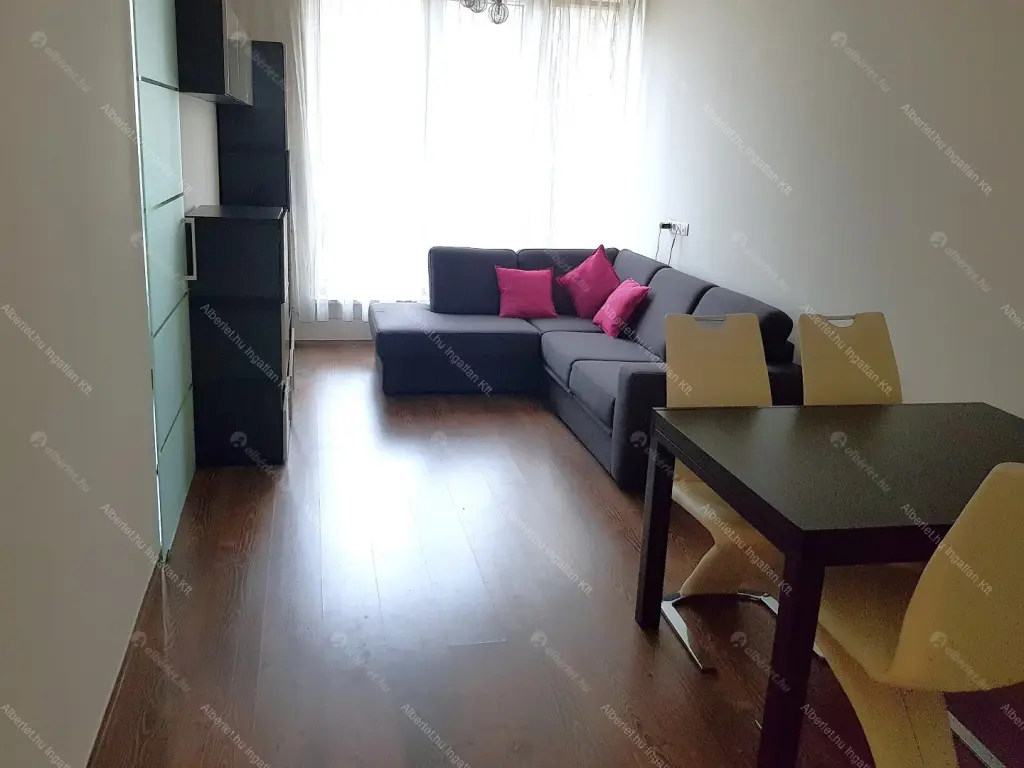 Kiadó albérlet 350000 Ft/hó áron: Budapest, VIII. kerület  Corvin sétány. Mérete: 64 nm, 2 szobás | Alberlet.hu - 6646297