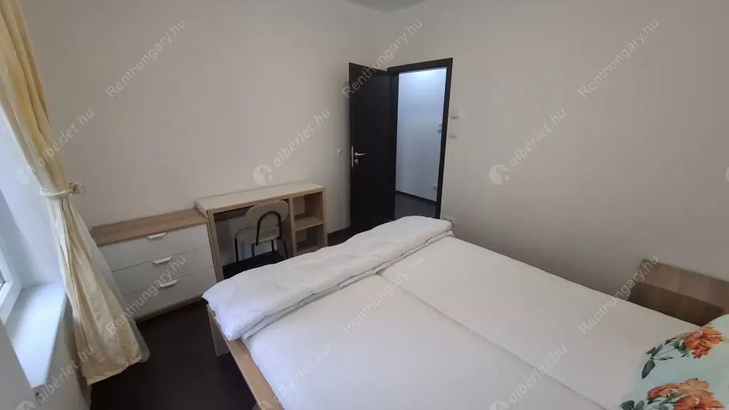 Kiadó albérlet 420000 Ft/hó áron: Budapest, VIII. kerület  Corvin sétány. Mérete: 66 nm, 3 szobás | Alberlet.hu - 6605770