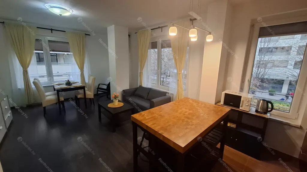 Kiadó albérlet 395000 Ft/hó áron: Budapest, VIII. kerület  Corvin sétány. Mérete: 66 nm, 3 szobás | Alberlet.hu - 6645178