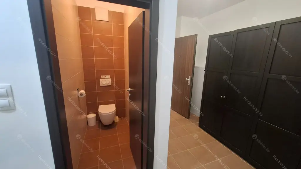 Kiadó albérlet 395000 Ft/hó áron: Budapest, VIII. kerület  Corvin sétány. Mérete: 66 nm, 3 szobás | Alberlet.hu - 6645198