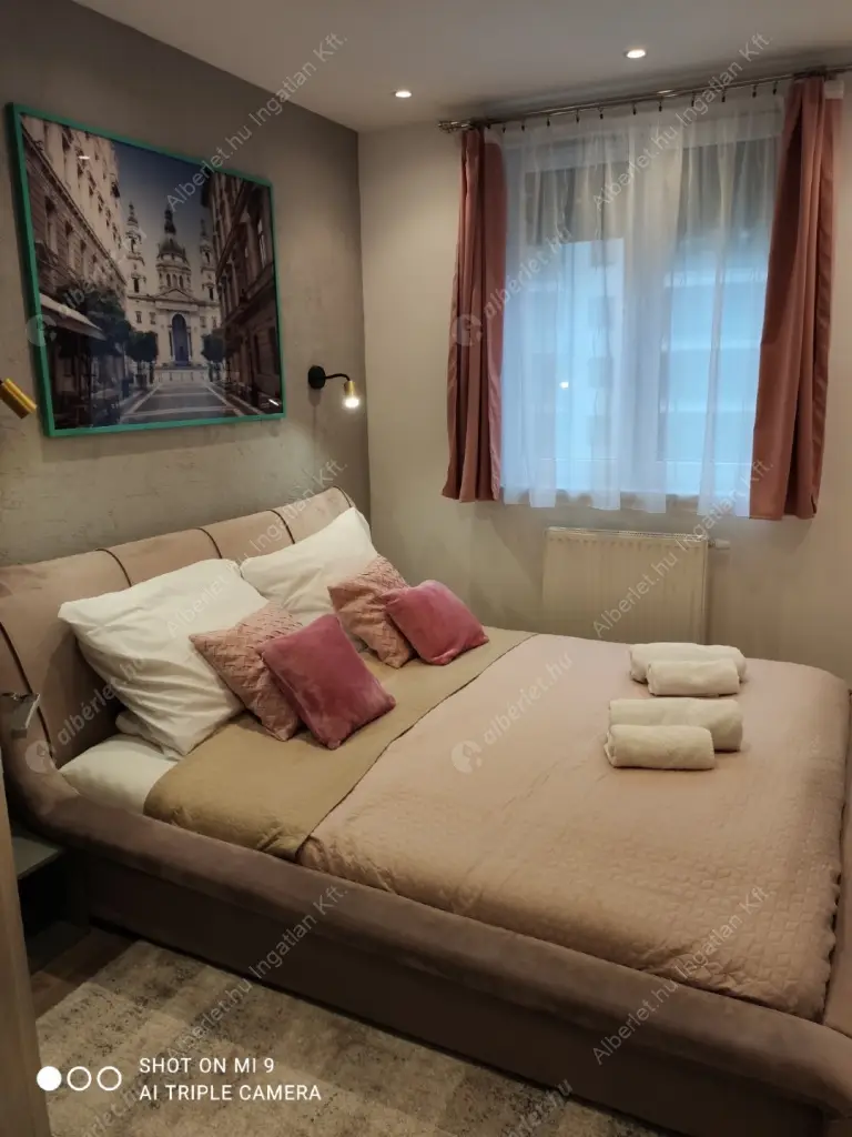 Kiadó albérlet 850000 Ft/hó áron: Budapest, VIII. kerület  Corvin sétány. Mérete: 70 nm, 2 szobás | Alberlet.hu - 6612456