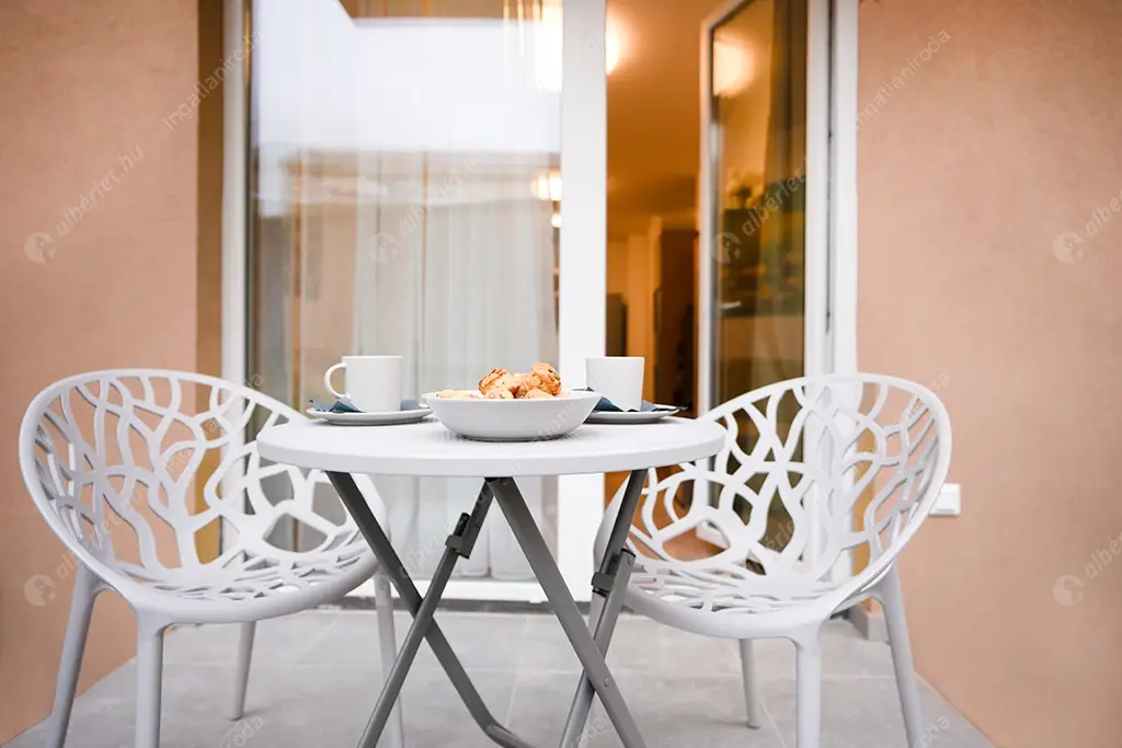 Kiadó albérlet 265000 Ft/hó áron: Budapest, VIII. kerület  Dankó utca. Mérete: 42 nm, 2 szobás | Alberlet.hu - 6555735