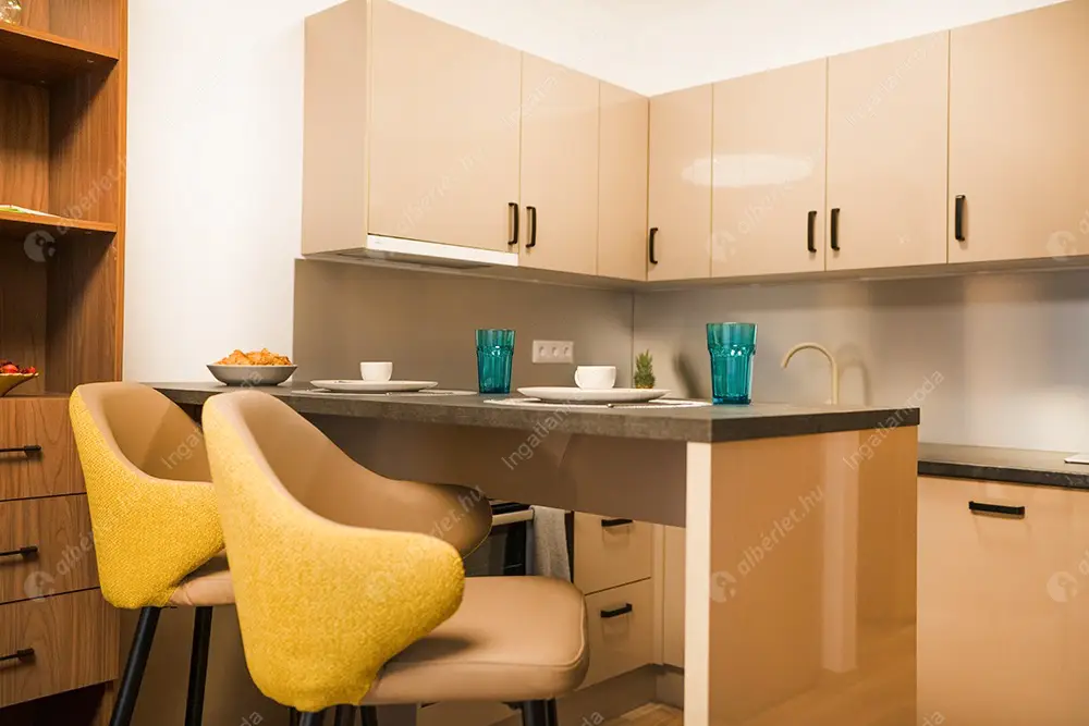 Kiadó albérlet 265000 Ft/hó áron: Budapest, VIII. kerület  Dankó utca. Mérete: 42 nm, 2 szobás | Alberlet.hu - 6555736