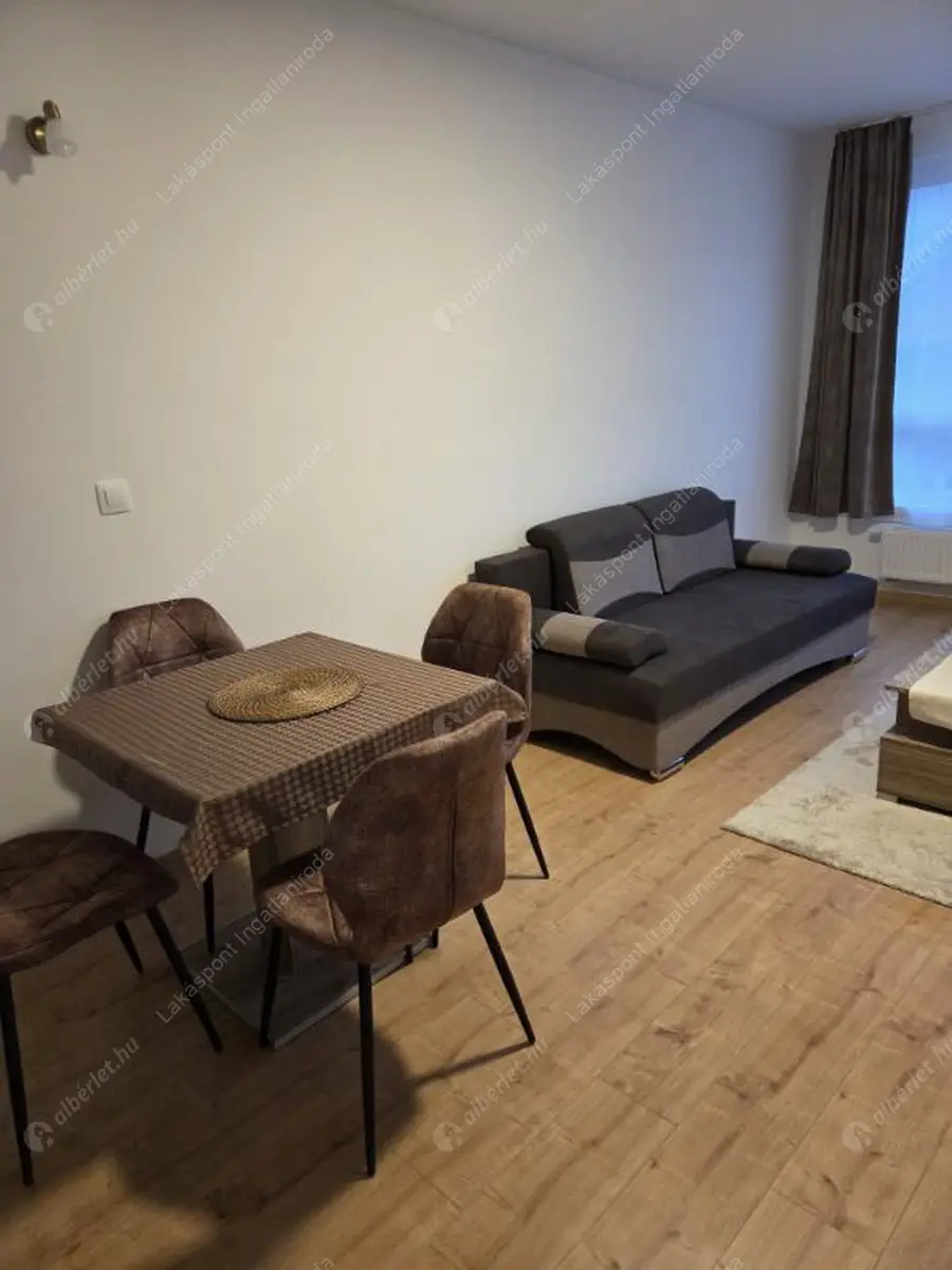 Kiadó albérlet 269000 Ft/hó áron: Budapest, VIII. kerület  Dankó utca. Mérete: 44 nm, 2 szobás | Alberlet.hu - 6502715