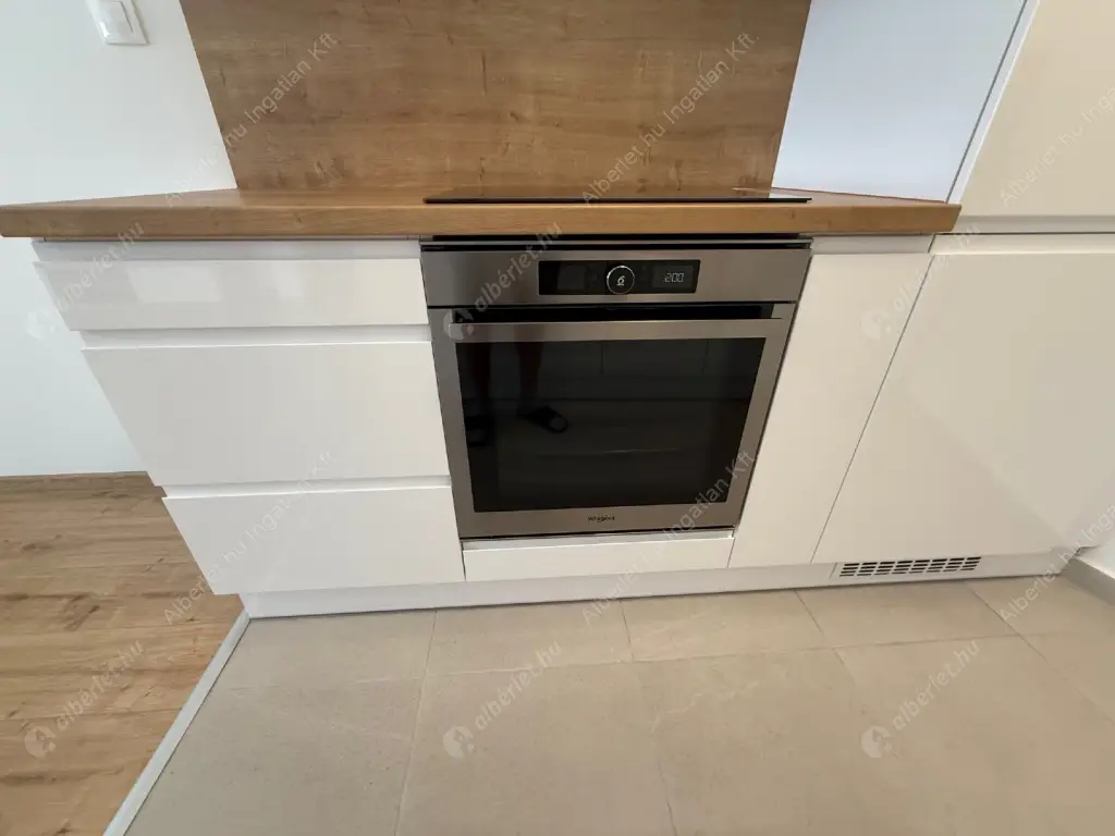 Kiadó albérlet 395000 Ft/hó áron: Budapest, VIII. kerület  Dankó utca. Mérete: 63 nm, 2 szobás | Alberlet.hu - 6524610