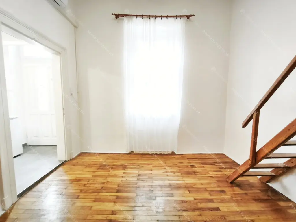 Kiadó albérlet 165000 Ft/hó áron: Budapest, VIII. kerület  Diószegi Sámuel utca. Mérete: 22 nm, 1 szobás | Alberlet.hu - 6693844