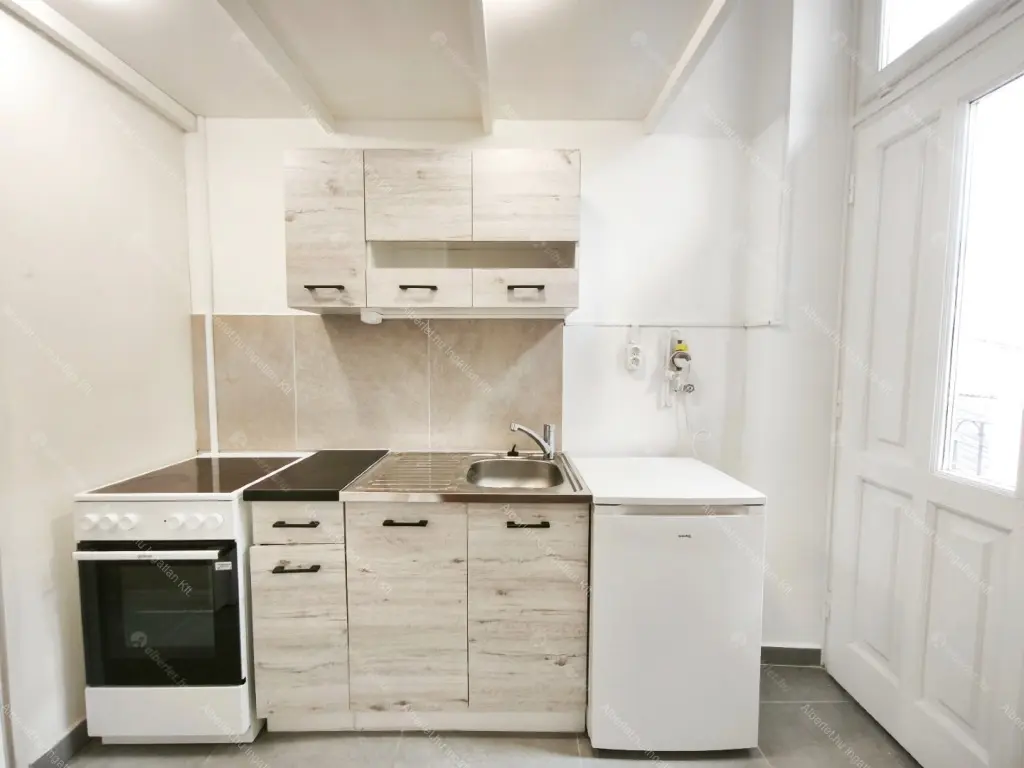 Kiadó albérlet 165000 Ft/hó áron: Budapest, VIII. kerület  Diószegi Sámuel utca. Mérete: 22 nm, 1 szobás | Alberlet.hu - 6693845