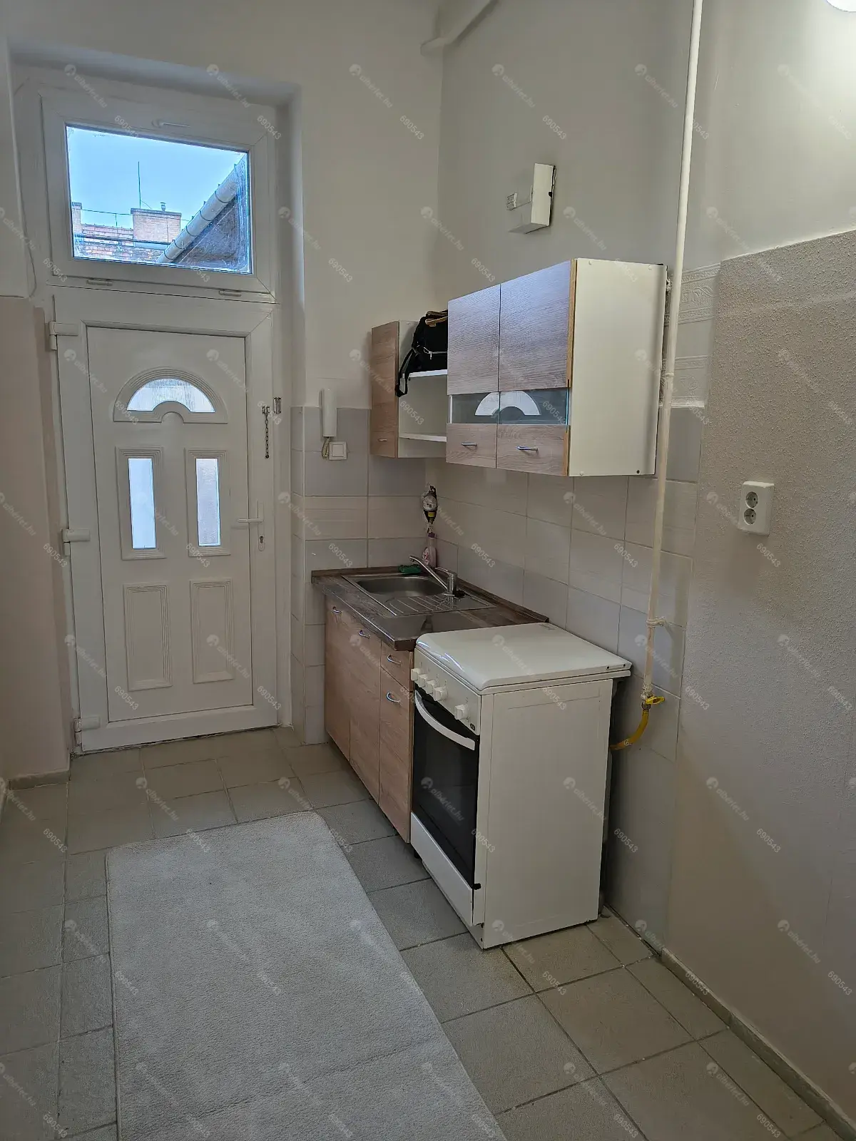 Kiadó albérlet 150000 Ft/hó áron: Budapest, VIII. kerület  Diószegi Sámuel utca. Mérete: 26 nm, 1 szobás | Alberlet.hu - 6692185