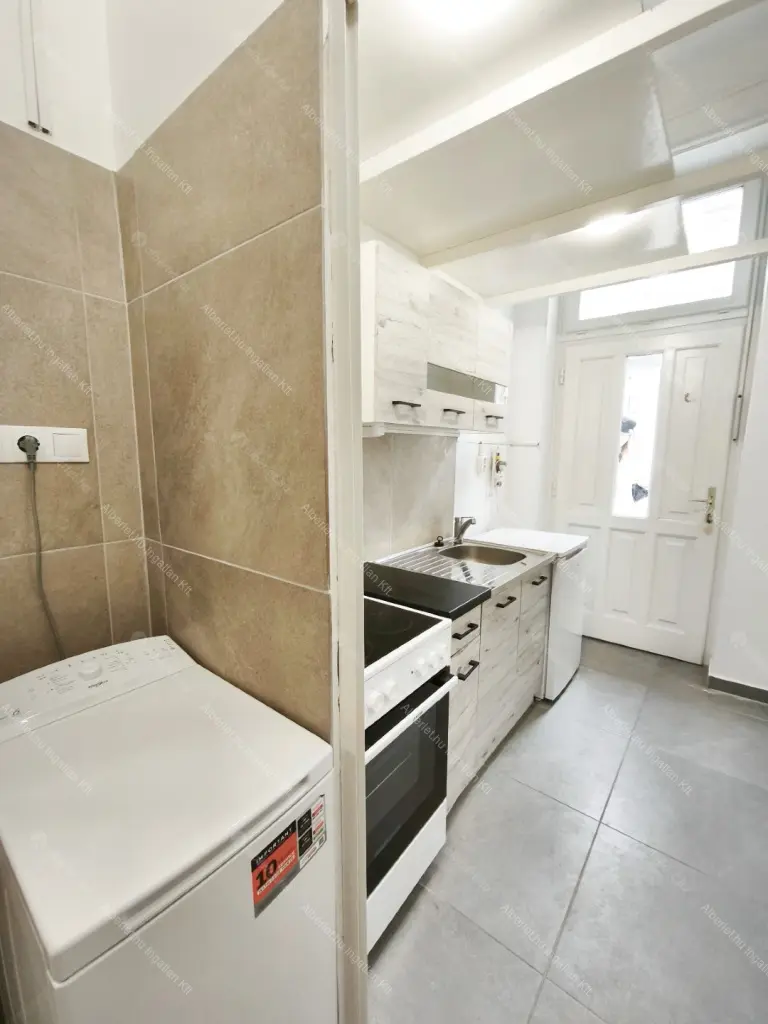 Kiadó albérlet 170000 Ft/hó áron: Budapest, VIII. kerület  Diószegi Sámuel utca. Mérete: 27 nm, 1 szobás | Alberlet.hu - 6694183