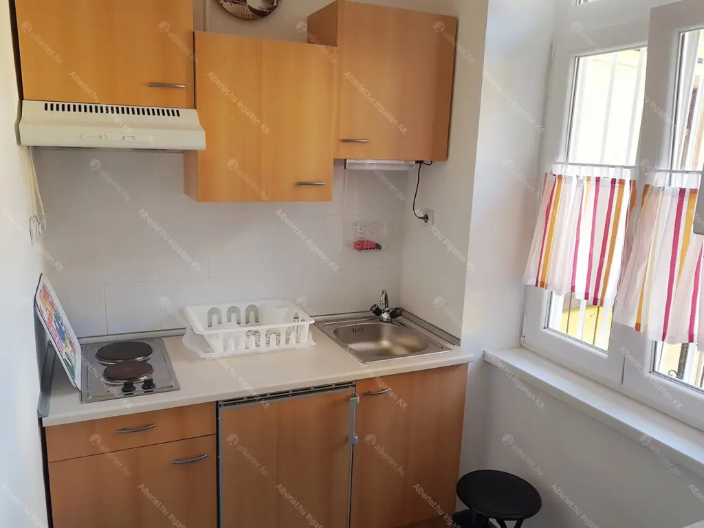 Kiadó albérlet 180000 Ft/hó áron: Budapest, VIII. kerület  Diószegi Sámuel utca. Mérete: 32 nm, 1 szobás | Alberlet.hu - 6704605