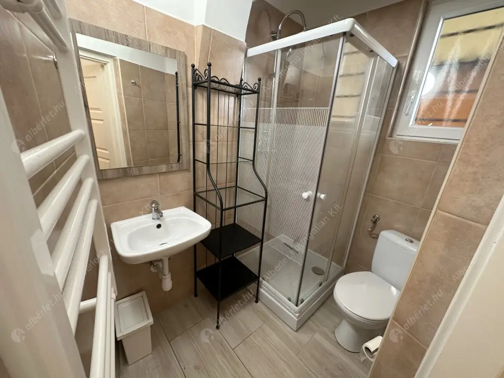 Kiadó albérlet 190000 Ft/hó áron: Budapest, VIII. kerület  Diószegi Sámuel utca. Mérete: 50 nm, 2 szobás | Alberlet.hu - 6600968