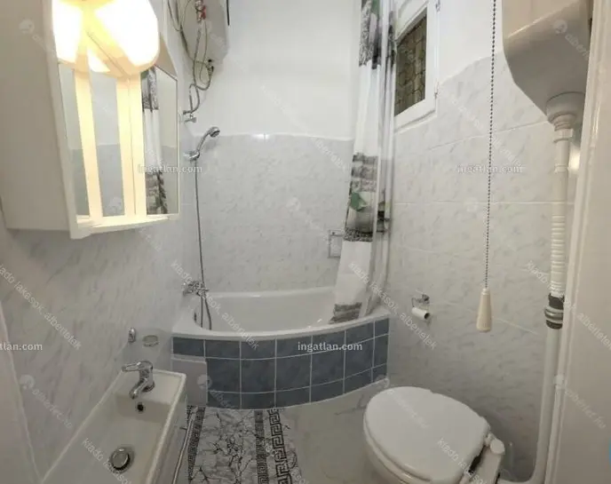 Kiadó albérlet 200000 Ft/hó áron: Budapest, VIII. kerület  Dobozi utca. Mérete: 34 nm, 1 szobás | Alberlet.hu - 6647560