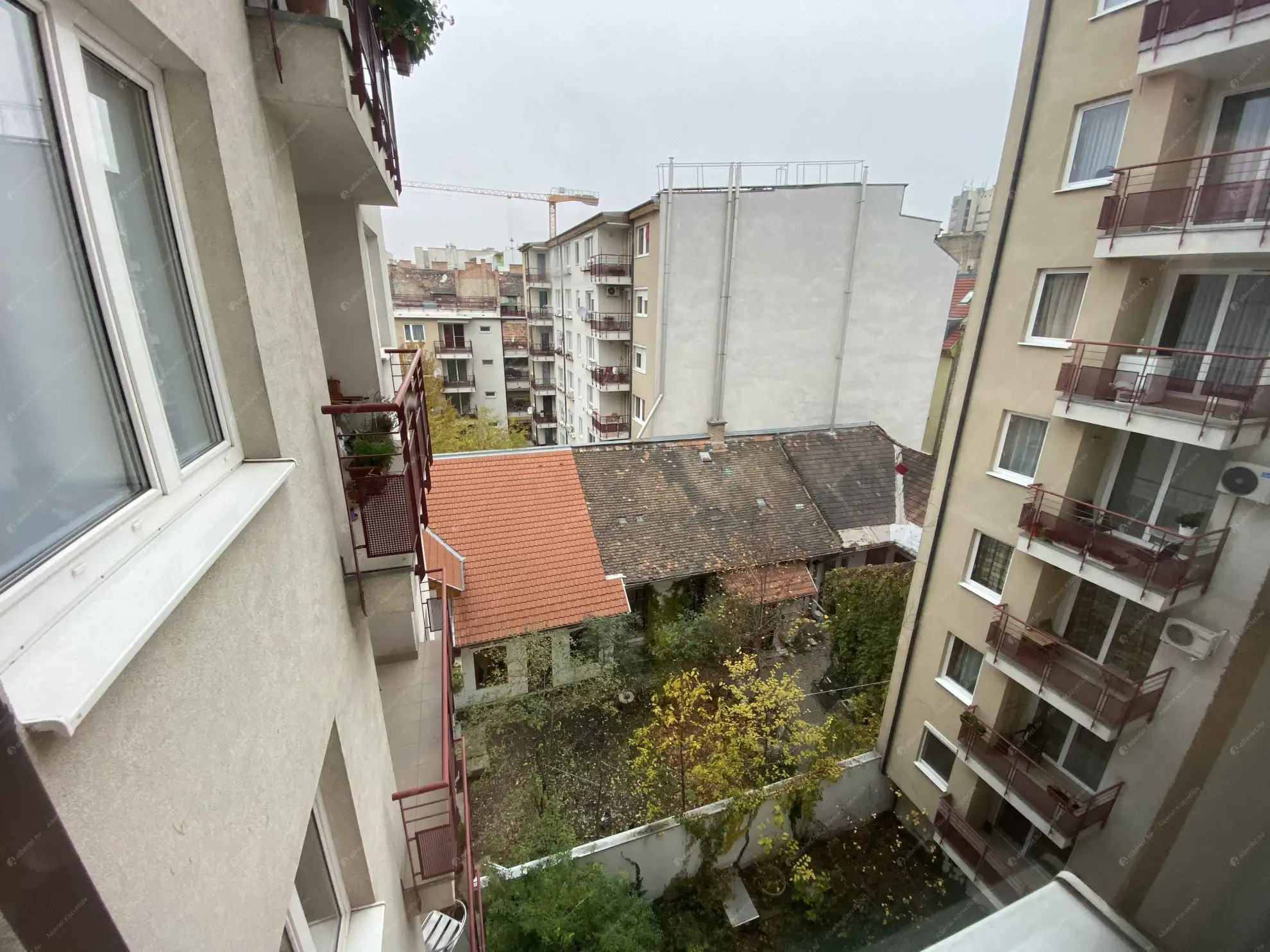 Kiadó albérlet 150000 Ft/hó áron: Budapest, VIII. kerület  Fecske utca. Mérete: 30 nm, 1 szobás | Alberlet.hu - 6570185