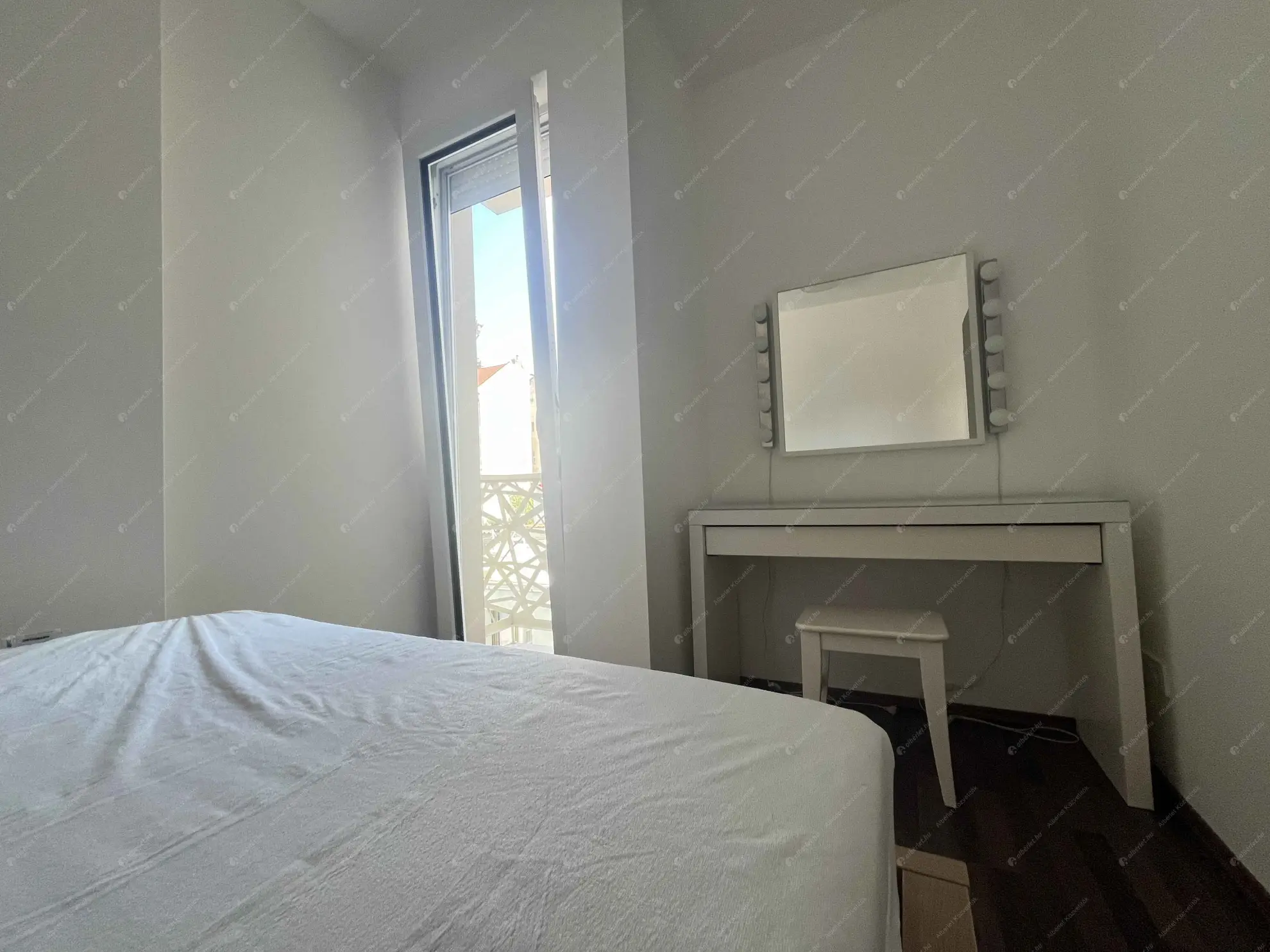 Kiadó albérlet 220000 Ft/hó áron: Budapest, VIII. kerület  Fecske utca. Mérete: 36 nm, 1 szobás | Alberlet.hu - 6592248