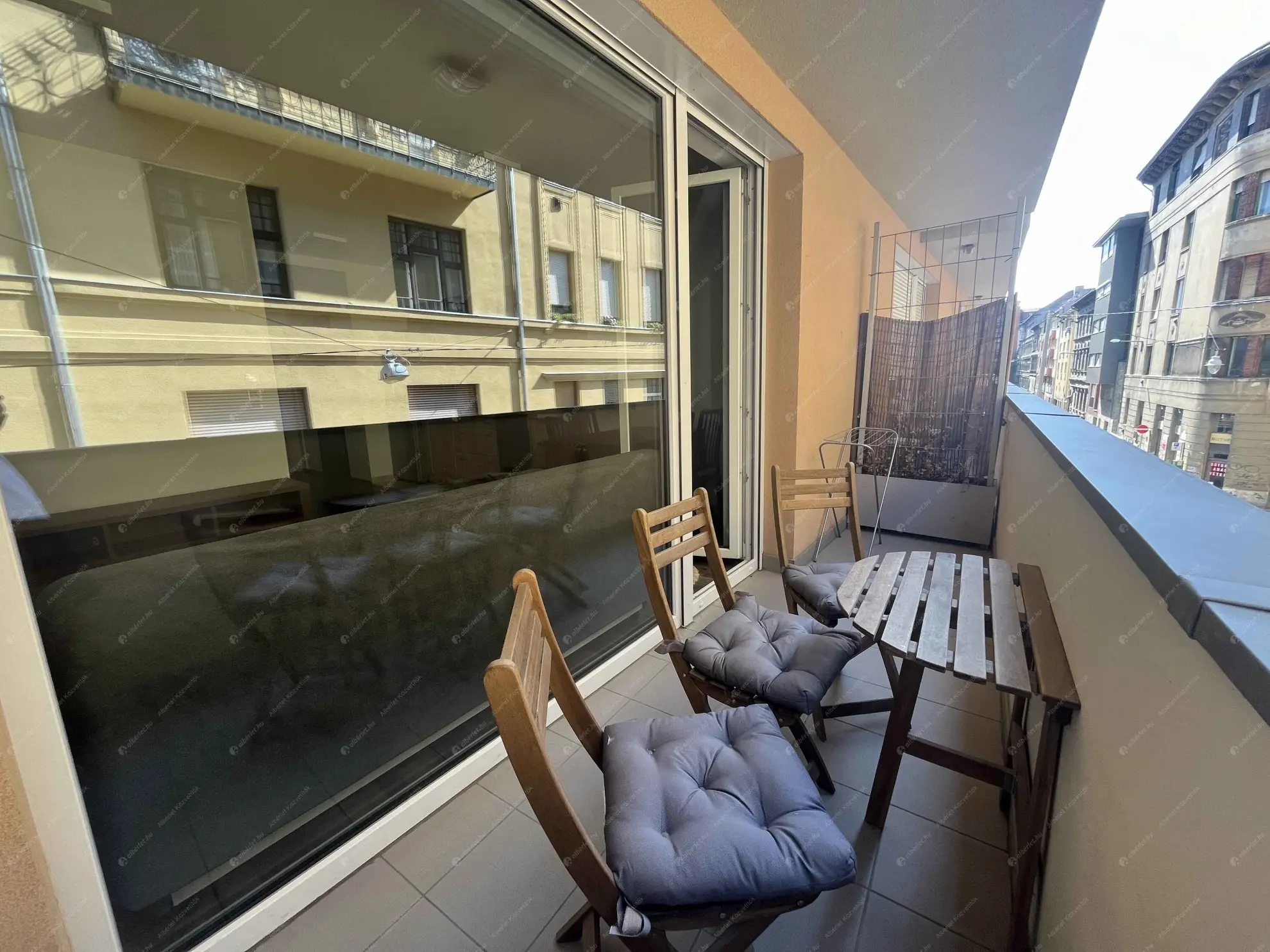 Kiadó albérlet 220000 Ft/hó áron: Budapest, VIII. kerület  Fecske utca. Mérete: 36 nm, 1 szobás | Alberlet.hu - 6592253