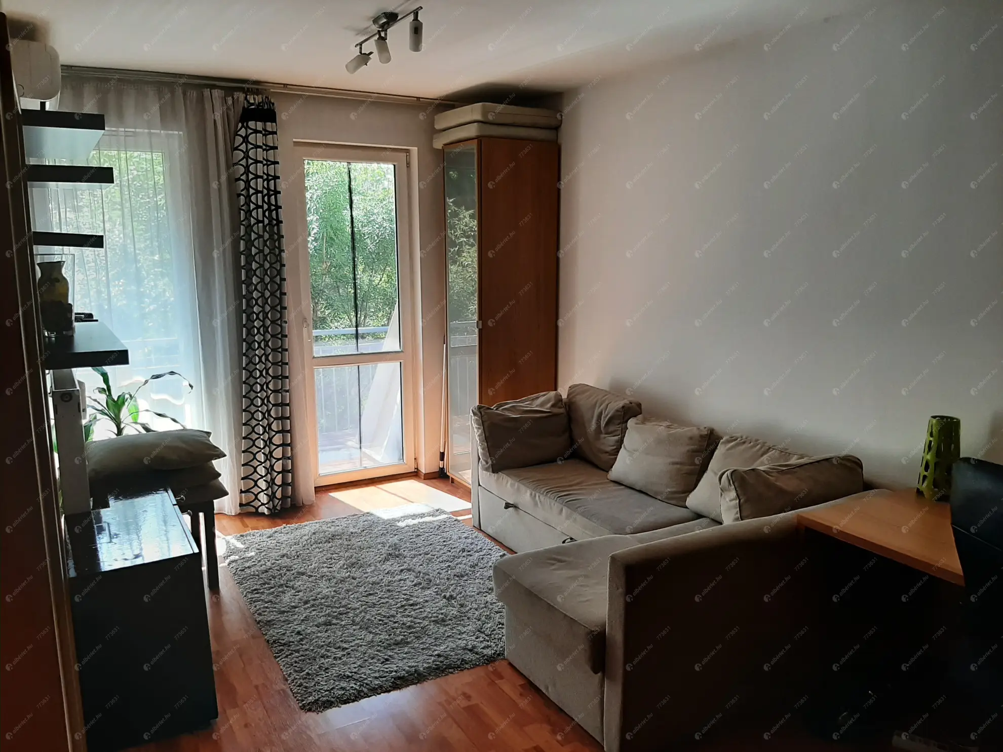 Kiadó albérlet 240000 Ft/hó áron: Budapest, VIII. kerület  Fecske utca. Mérete: 39 nm, 1 szobás | Alberlet.hu - 6634309