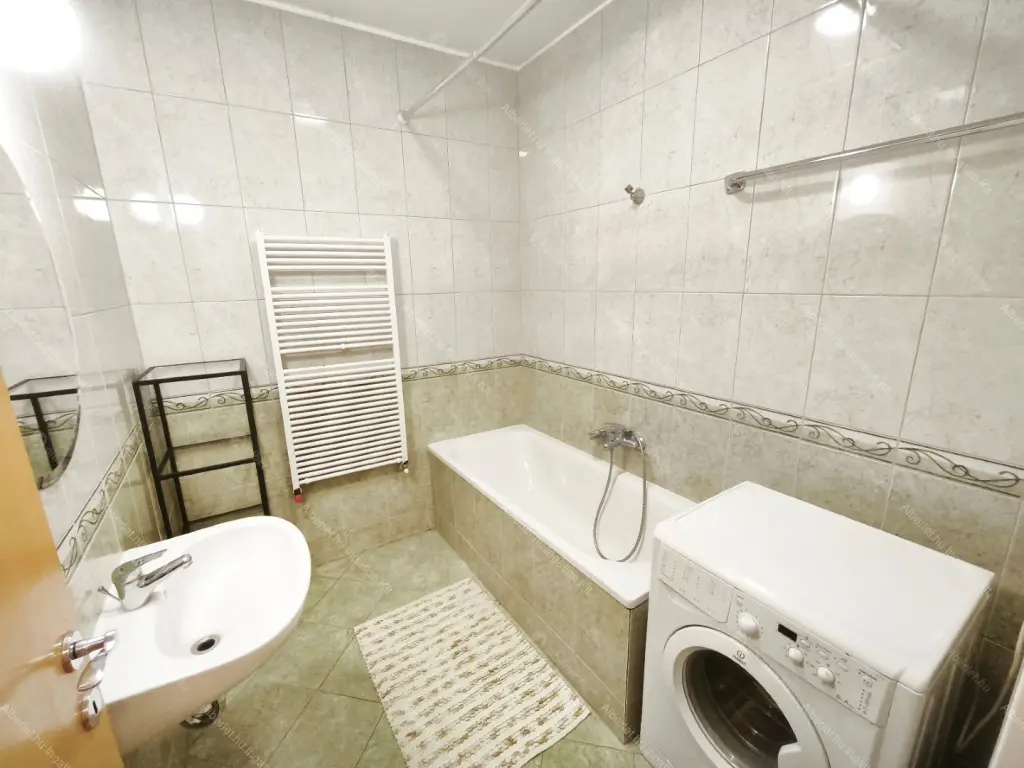 Kiadó albérlet 295000 Ft/hó áron: Budapest, VIII. kerület  Fecske utca. Mérete: 58 nm, 2 szobás | Alberlet.hu - 6693758