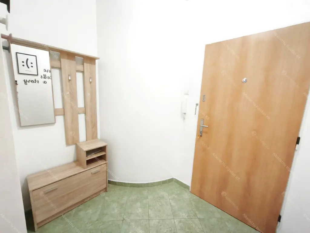 Kiadó albérlet 295000 Ft/hó áron: Budapest, VIII. kerület  Fecske utca. Mérete: 58 nm, 2 szobás | Alberlet.hu - 6693762