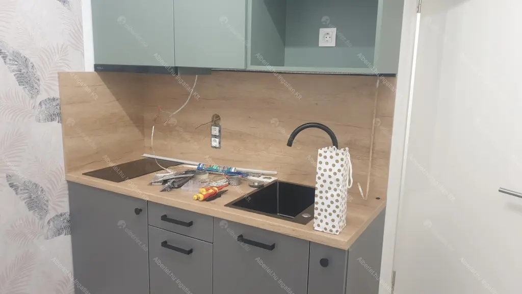 Kiadó albérlet 180000 Ft/hó áron: Budapest, VIII. kerület  Fiumei út. Mérete: 21 nm, 1 szobás | Alberlet.hu - 6659366