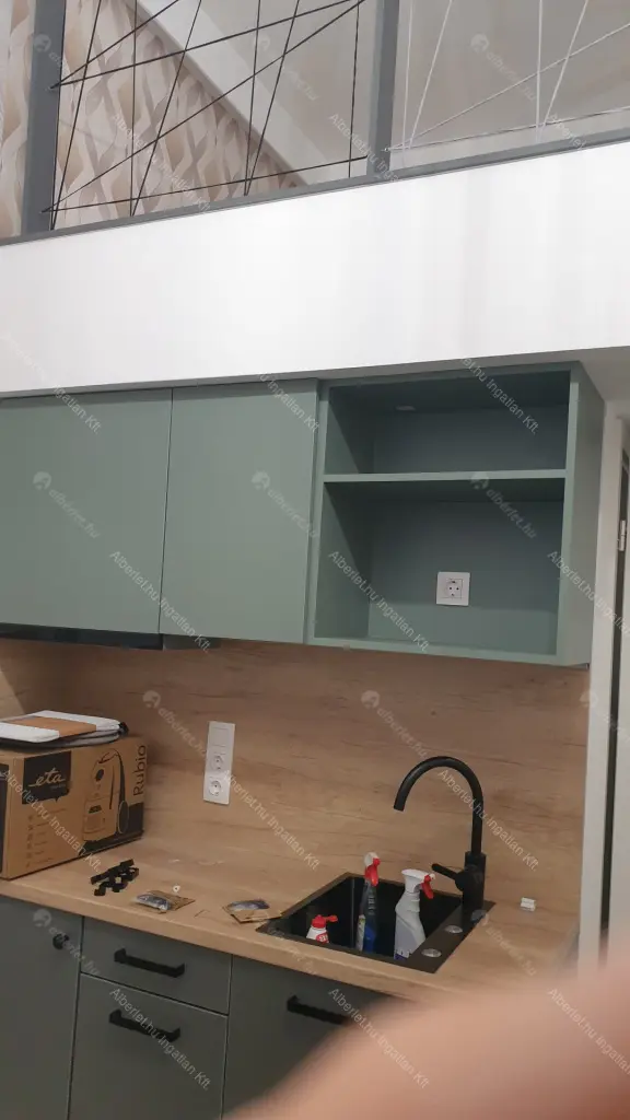 Kiadó albérlet 180000 Ft/hó áron: Budapest, VIII. kerület  Fiumei út. Mérete: 21 nm, 1 szobás | Alberlet.hu - 6659371